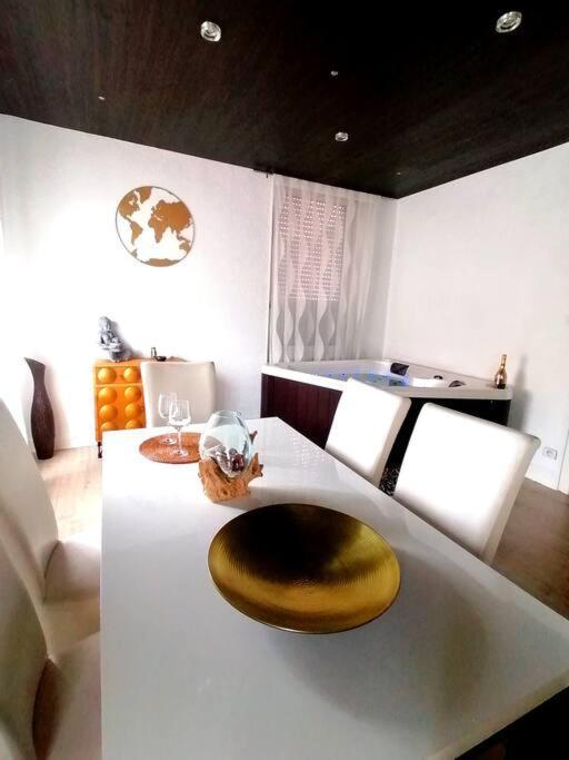 קולמר Suite Island מראה חיצוני תמונה