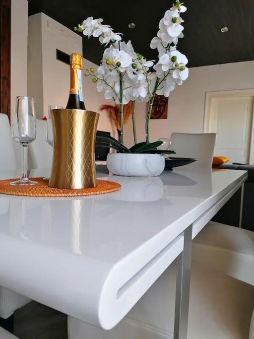 קולמר Suite Island מראה חיצוני תמונה